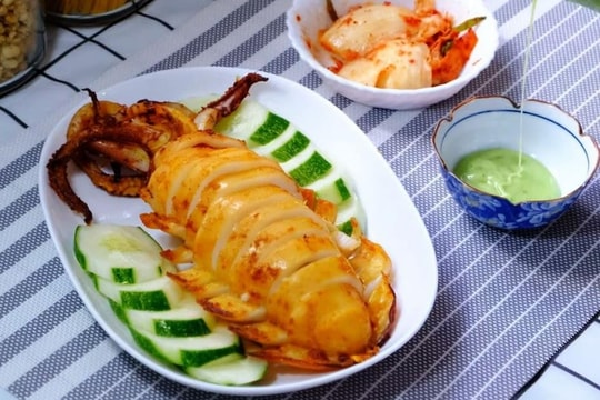 Mực Cát Bà nướng muối ớt