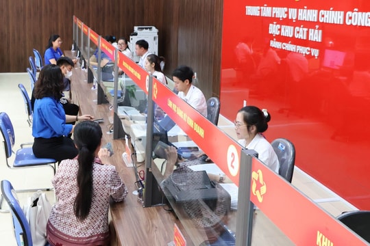 Tất cả số hồ sơ thủ tục hành chính ở đặc khu Cát Hải được giải quyết đúng và trước hạn