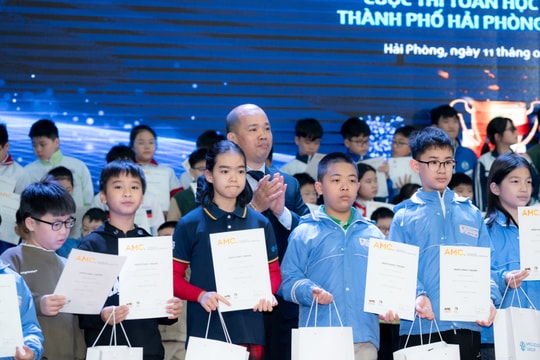 Ấn tượng thành tích thi toán bằng tiếng Anh của học sinh Hải Phòng