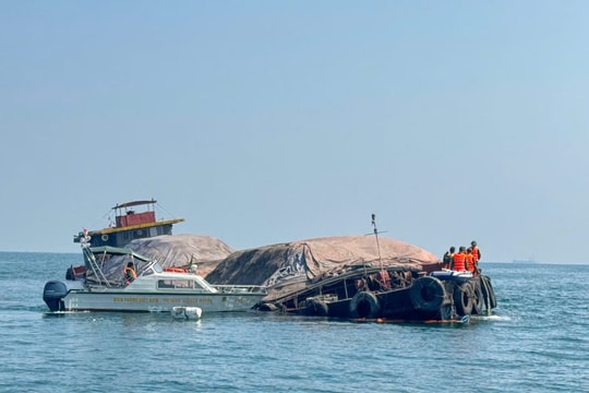 Bộ đội Biên phòng Hải Phòng kịp thời cứu hộ tàu vận tải cùng 3 thuyền viên gặp nạn trên biển
