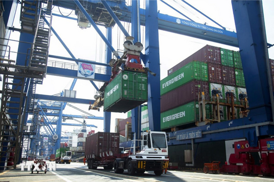 Bước chuyển chiến lược trong phát triển kinh tế nhà nước giai đoạn mới