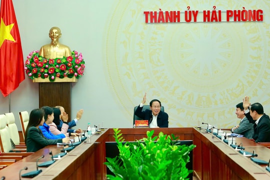 Đoàn Đại biểu Quốc hội Hải Phòng giới thiệu 2 đồng chí ứng cử đại biểu Quốc hội khoá XVI
