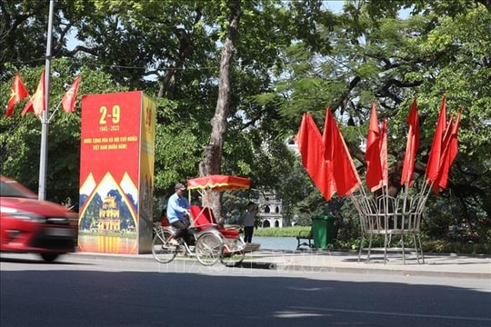 Sắp diễn ra Triển lãm tranh cổ động tấm lớn kỷ niệm 80 năm cách mạng tháng Tám và Quốc khánh 2/9