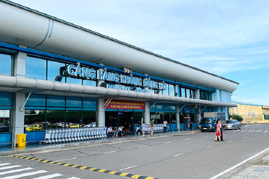 Airports to increase night flights during Tet holiday