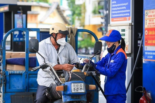 Giá xăng dầu trong nước tăng lần đầu tiên trong năm 2026