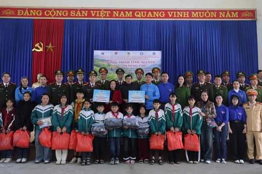 Tuổi trẻ Hải Phòng hoạt động tình nguyện tại tỉnh Lào Cai