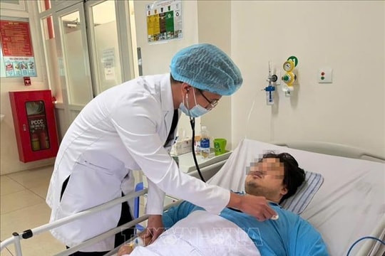 Cứu sống bệnh nhân ngoại quốc nguy kịch nhờ kỹ thuật ECMO