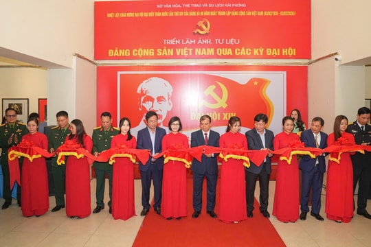 Triển lãm ảnh, tư liệu 'Đảng Cộng sản Việt Nam qua các kỳ Đại hội' tại Hải Phòng