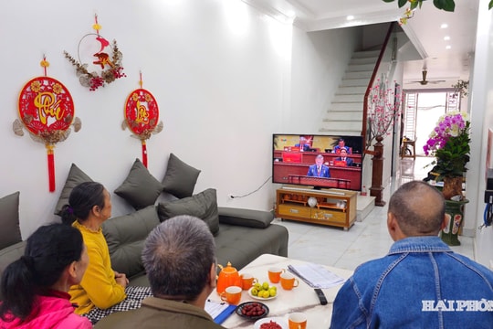 Người dân Hải Phòng hướng về Đại hội XIV của Đảng