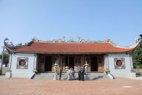 Nhi Chau Communal House in Hai Duong Ward