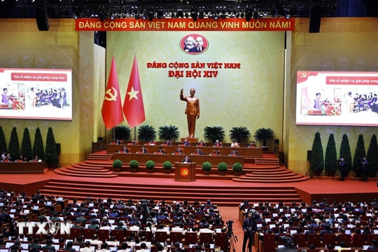 Tiếp tục đẩy mạnh đấu tranh phòng chống tham nhũng, lãng phí