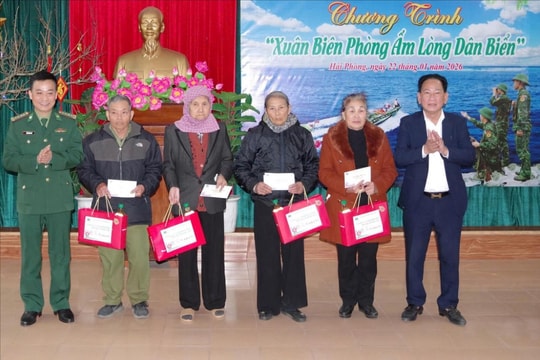 Đồng loạt tổ chức chương trình 'Xuân Biên phòng ấm lòng dân biển' ở Hải Phòng