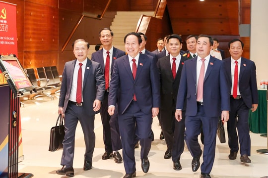 Các đồng chí Bí thư Thành ủy Lê Tiến Châu, Chủ tịch UBND thành phố Lê Ngọc Châu được bầu vào Ban Chấp hành Trung ương Đảng khóa XIV