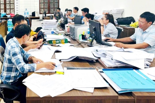 Chuẩn hóa dữ liệu đất đai theo thời gian thực