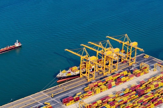 Hai Phong accelerates to achieve its economic targets
