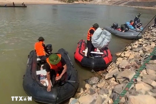 Tìm thấy thi thể cháu bé bị đuối nước trên sông Sê Pôn