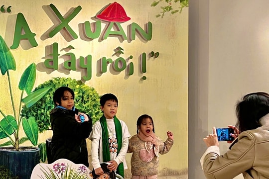 Trải nghiệm mùa xuân với triển lãm sách đa giác quan