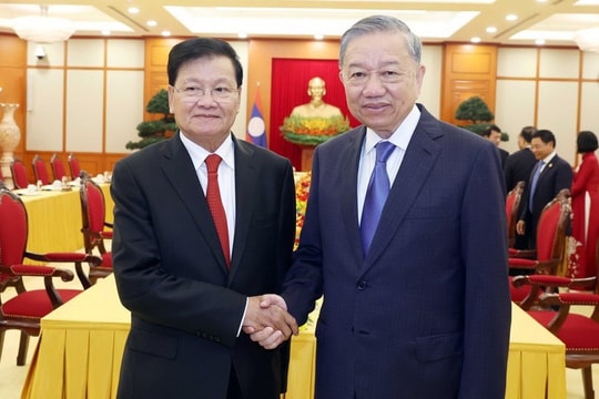 Lào luôn coi trọng và đặt quan hệ với Việt Nam lên ưu tiên hàng đầu trong chính sách đối ngoại