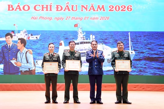 Nâng cao hiệu quả phối hợp tuyên truyền giữa các đơn vị Cảnh sát biển và báo chí