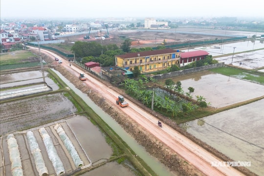 Tăng tốc hoàn thành đường chợ Vé (Ninh Giang)