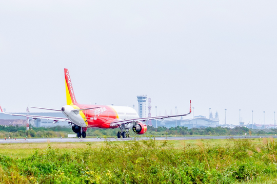 Sân bay Cát Bi tiếp nhận 3 chuyến bay chuyển hướng từ Hà Nội do sương mù