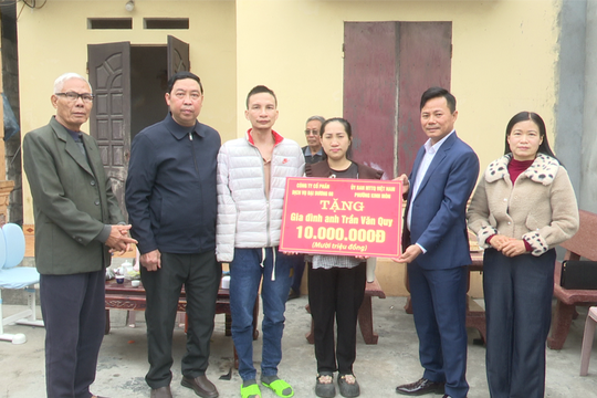 Chung tay mang xuân ấm đến người nghèo