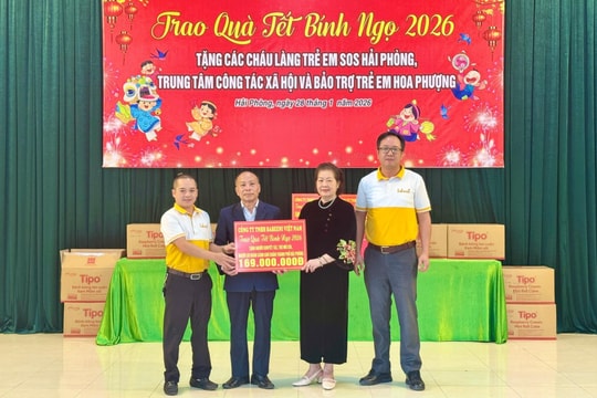 Trao tặng nhiều suất quà Tết cho người khuyết tật, trẻ mồ côi Hải Phòng