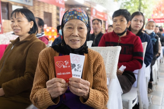 Ấm áp 'Chợ Tết nhân ái' Xuân Bính Ngọ 2026