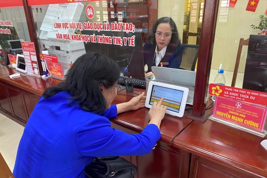 Xã Khúc Thừa Dụ đo hiệu quả phục vụ bằng sự hài lòng của người dân