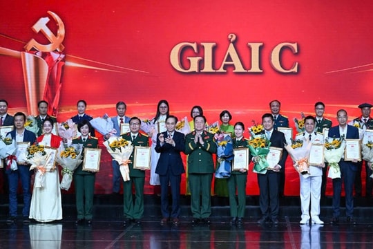 Tổng Bí thư Tô Lâm dự tổng kết, trao giải Cuộc thi báo chí viết về Đảng quang vinh, Bác Hồ vĩ đại
