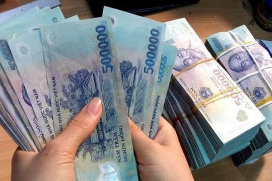 Chi trả kịp thời lương, thưởng và các chế độ chính sách để nhân dân vui đón Tết