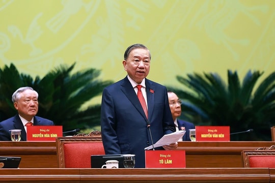 Vững bước dưới cờ Đảng