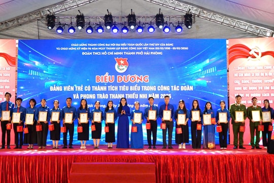 ‘Hạt nhân’ lan tỏa khát vọng cống hiến