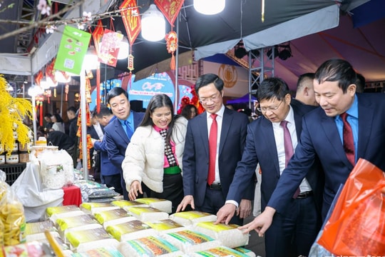 Tết đủ đầy, xuân ấm áp