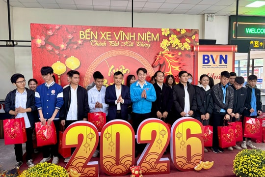 Thành đoàn Hải Phòng hỗ trợ 538 suất quà Tết, vé xe cho sinh viên