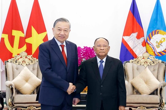 Tổng Bí thư Tô Lâm hội kiến Chủ tịch danh dự Đảng Nhân dân Campuchia