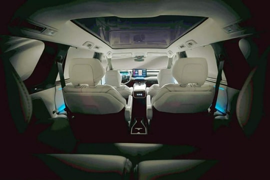 Toyota sắp ra mắt SUV điện 3 hàng ghế