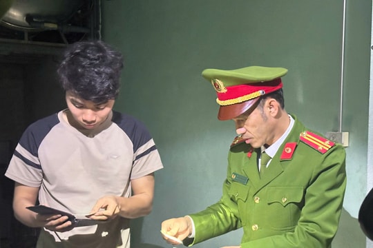 Công an xã Lai Khê giữ bình yên khu nhà trọ dịp Tết