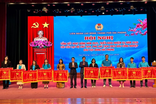 Nâng cao năng lực cán bộ công đoàn cơ sở khu công nghiệp phía đông Hải Phòng