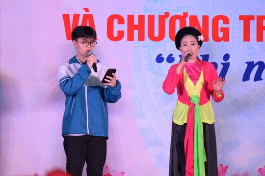 Đổi mới để di sản sống cùng người trẻ
