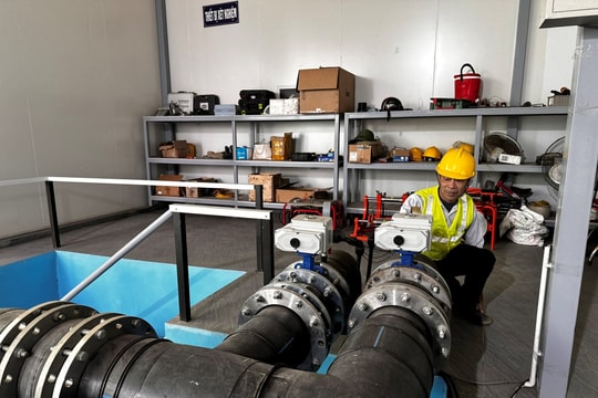 Bảo đảm cung cấp nước sạch dịp Tết ở vùng ngoại thành