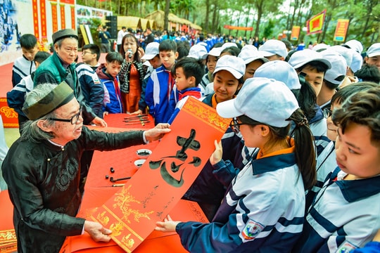 Chuẩn bị chu đáo cho Lễ khai bút ở đền thờ Chu Văn An
