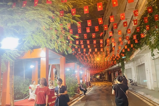 Cụ thể hoá nguyên tắc 'Dân là gốc' của Đảng