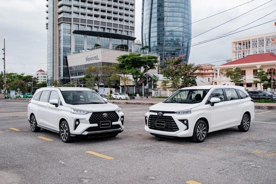 Loạt xe MPV giá rẻ 'xả kho' dịp cận Tết