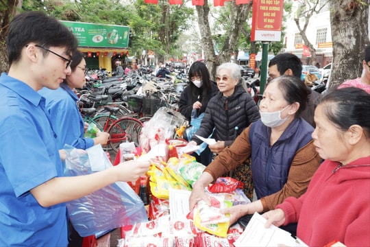 Mọi người, mọi nhà đều có Tết