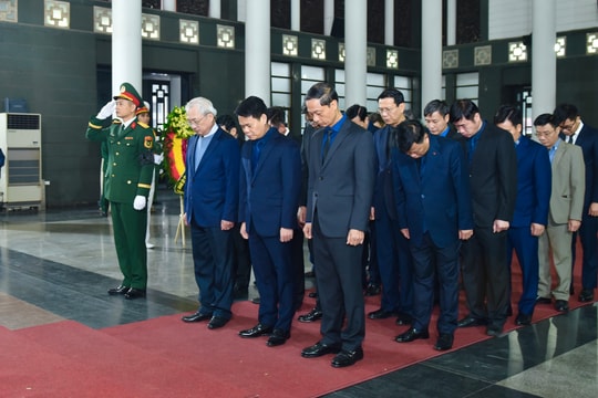 Viết tiếp hành trình vươn mình từ tư duy đổi mới của đồng chí Bí thư Thành ủy Đoàn Duy Thành