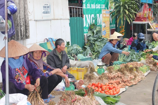 Chợ Cháy ở Hà Bắc ngày Tết