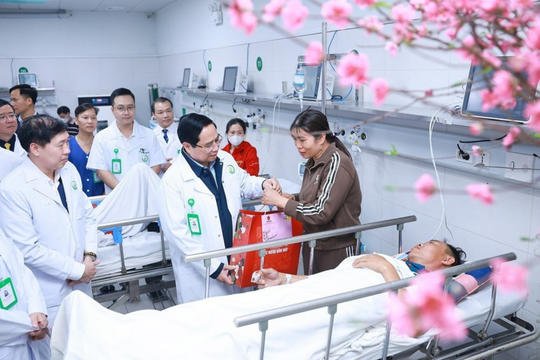 Xử trí trước, thủ tục sau, không để mất cơ hội cứu chữa bệnh nhân dù nhỏ nhất