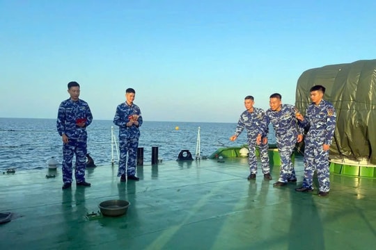 Cán bộ, chiến sĩ cảnh sát biển thi đấu, giao lưu thể thao mừng xuân Bính Ngọ 2025