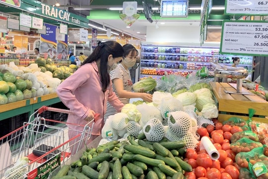 Không xảy ra hiện tượng thiếu hàng, sốt giá trong 2 ngày đầu năm Bính Ngọ
